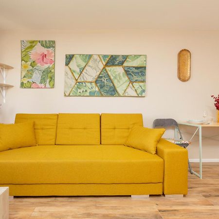Zoliborz Modern Apartment 8Th Floor By Noclegi Renters Warsaw Exterior photo
